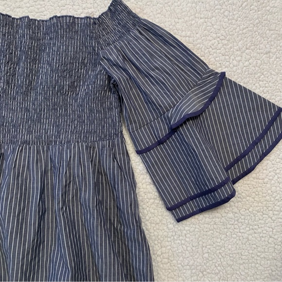 American Eagle Top - Picture 5 of 10